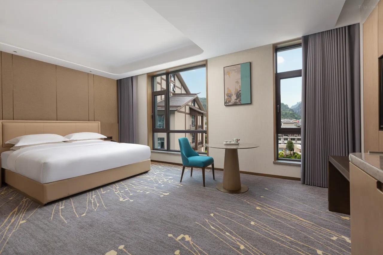 장자제 루이징 만산 윈덤호텔 (Wyndham Zhangjiajie Ruijing Manshan Hotel)