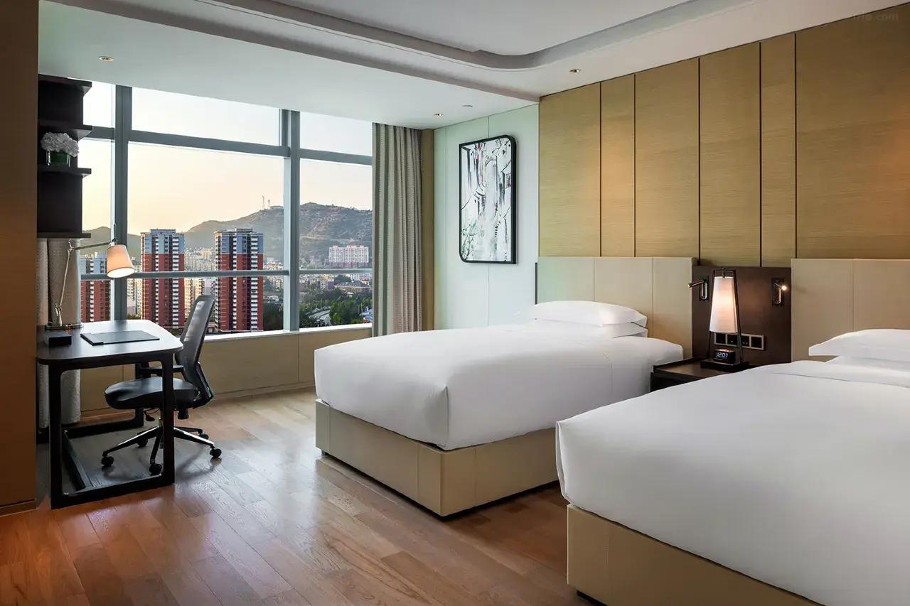 힐튼 지난 사우스 호텔 & 레지던스 (Hilton Jinan South Hotel & Residences) 