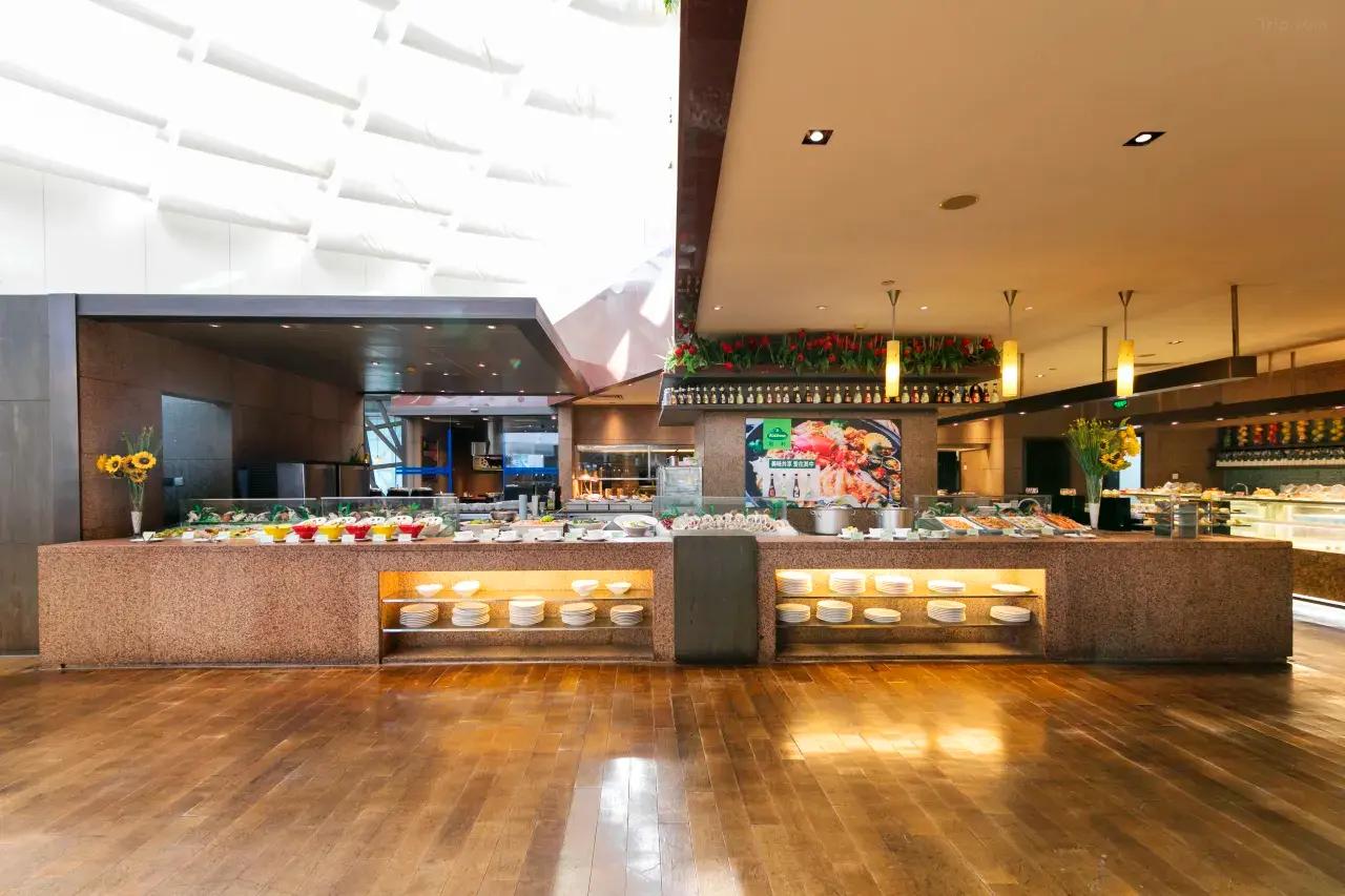 푸라마 호텔 다롄 (Furama Hotel Dalian) 