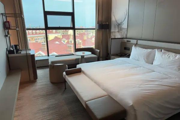퓨어랜드 핫스프링 리조트 호텔 (Changbai Mountain Pu Yue hot spring Resort Hotel)