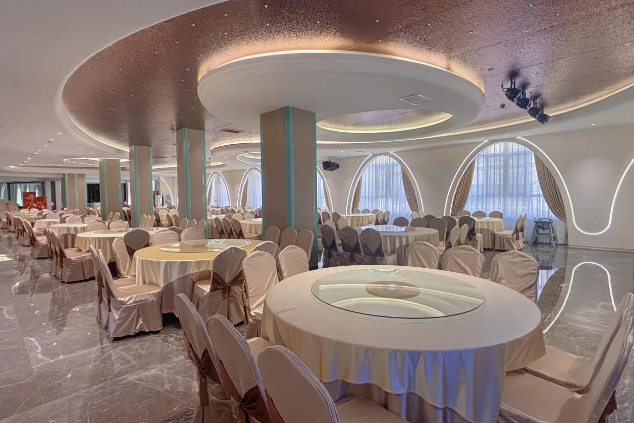 둔황 메트로파크 (Metropark Hotel Dunhuang) 