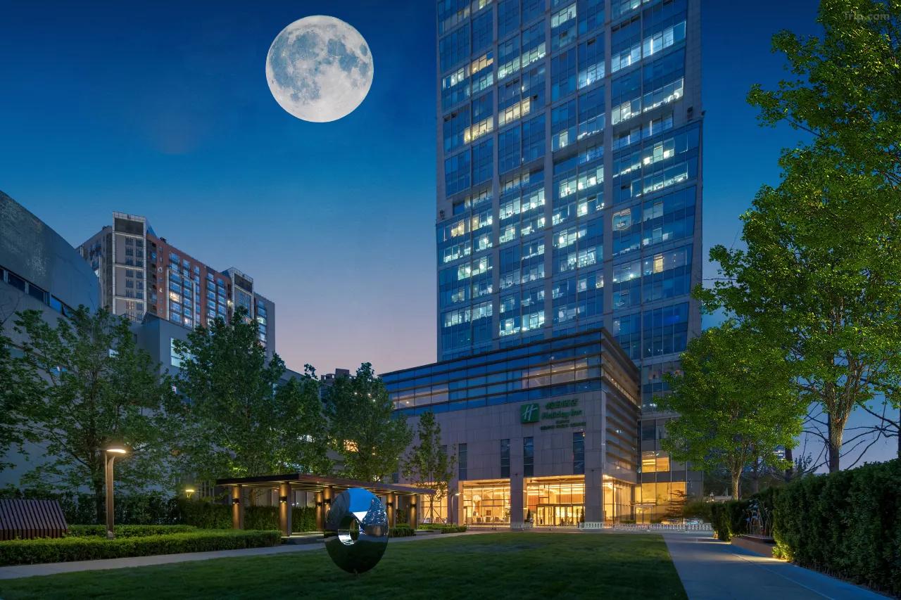 홀리데이 인 베이징 포커스 스퀘어 (Holiday Inn Beijing Focus Square)