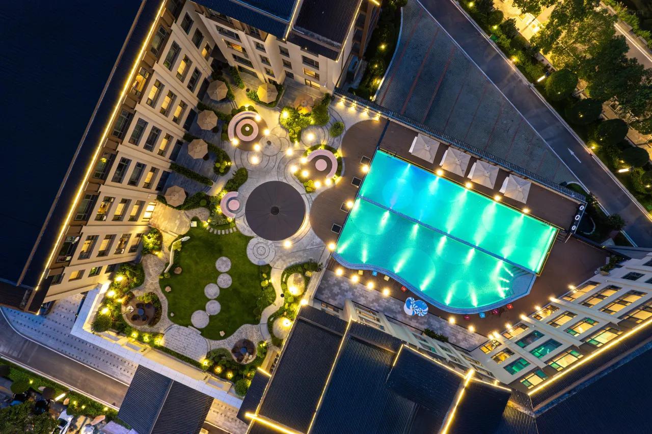 장자제 루이징 만산 윈덤호텔 (Wyndham Zhangjiajie Ruijing Manshan Hotel)