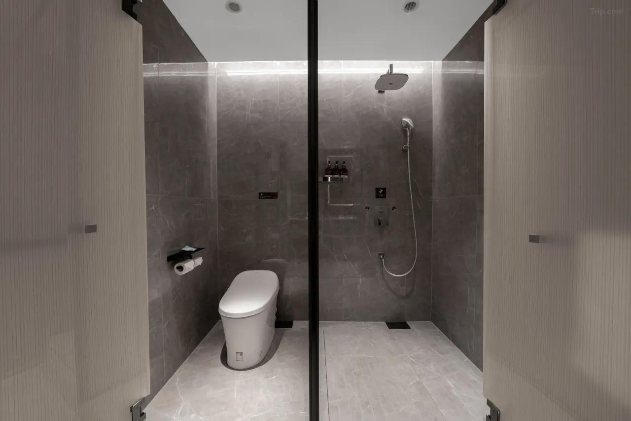 봉황 카이성 국제 호텔 (Kasen International Hotel)