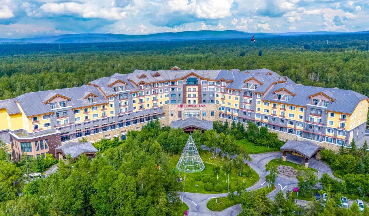 크라운 플라자 리조트 백두산 핫스프링 (Crowne Plaza RESORT Hot Spring by IHG)