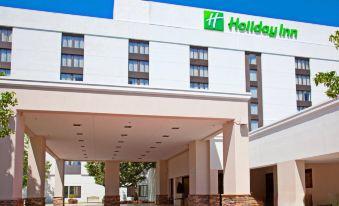 홀리데이 미란다 (Holiday Inn la Mirada, an IHG Hotel)