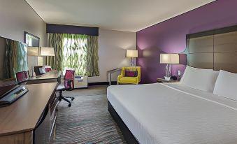 라 퀸타 로스바노스 (La Quinta Inn & Suites by Wyndham Los Banos)