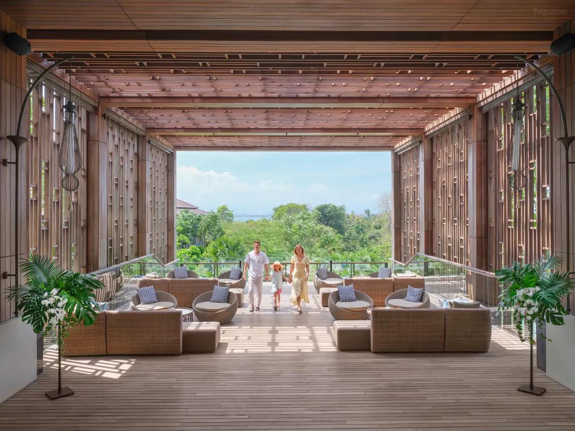 모벤픽 리조트 & 스파 짐바란 발리 (Mövenpick Resort & Spa Jimbaran Bali)