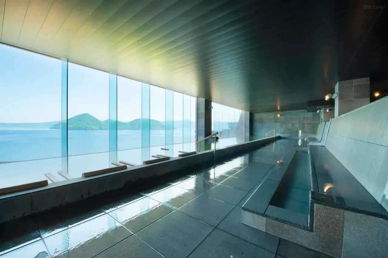 도야코 만세이카쿠 호텔 레이크사이드 테라스 (Toyako Manseikaku Hotel Lakeside Terrace)
