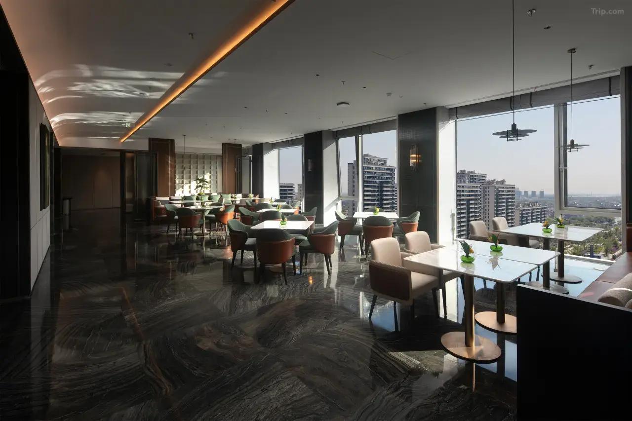 로메리 칭다오 호텔 (Romerry Qingdao Hotel)