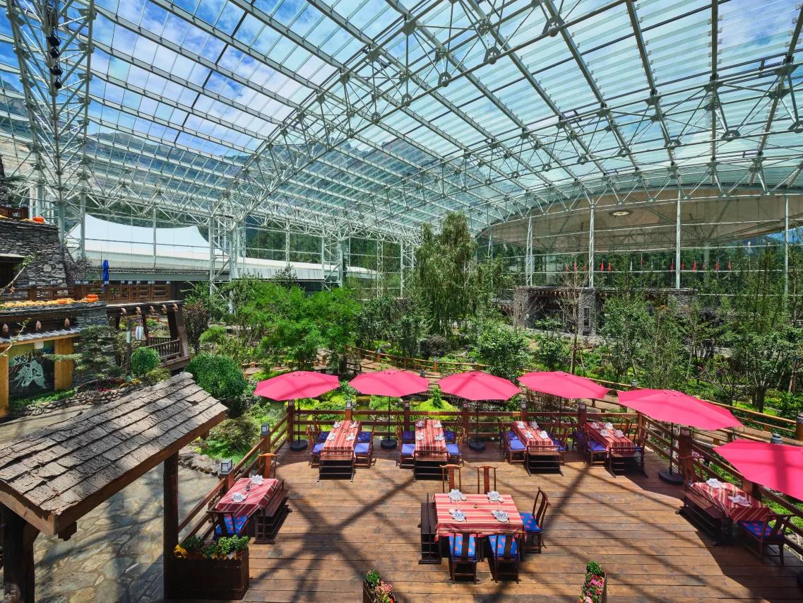인터컨티넨털 구채구 파라다이스 (Intercontinental Resort Jiuzhai Paradise)
