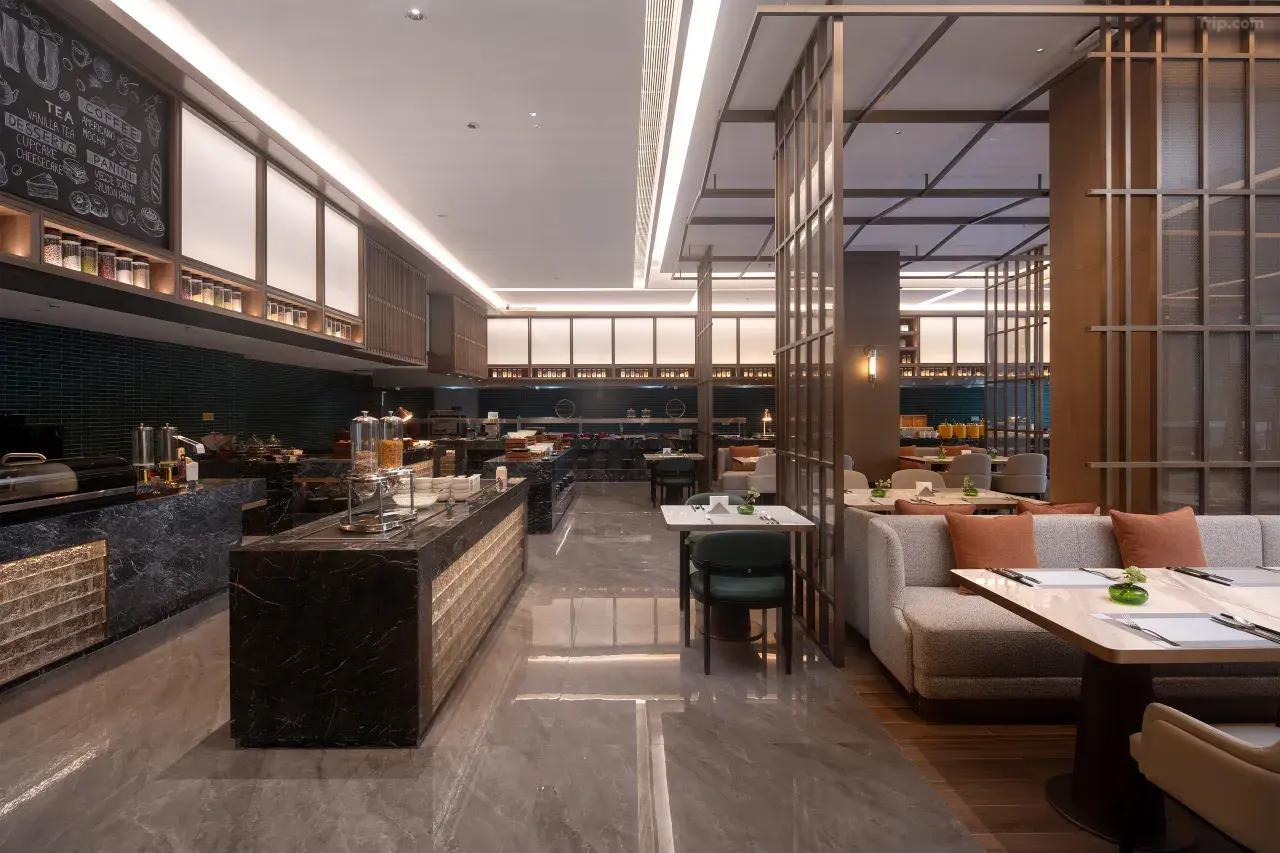 로메리 칭다오 호텔 (Romerry Qingdao Hotel)