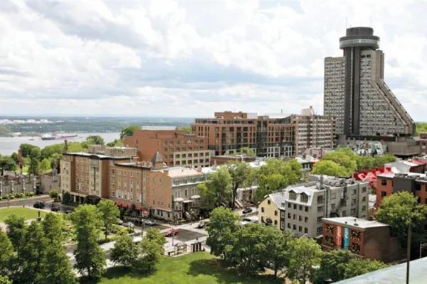 호텔 르 콩코르드 퀘벡 (Hôtel Le Concorde Québec)