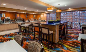 베스트 웨스턴 플러스 프레스노 에어포트 호텔 (Best Western Plus Fresno Airport Hotel)