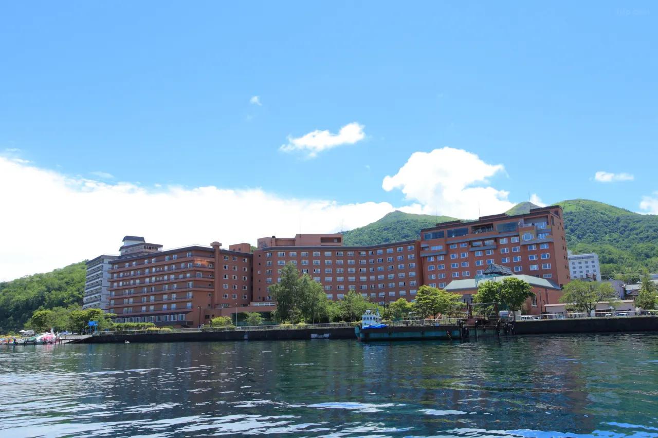 도야코 만세이카쿠 호텔 레이크사이드 테라스 (Toyako Manseikaku Hotel Lakeside Terrace)