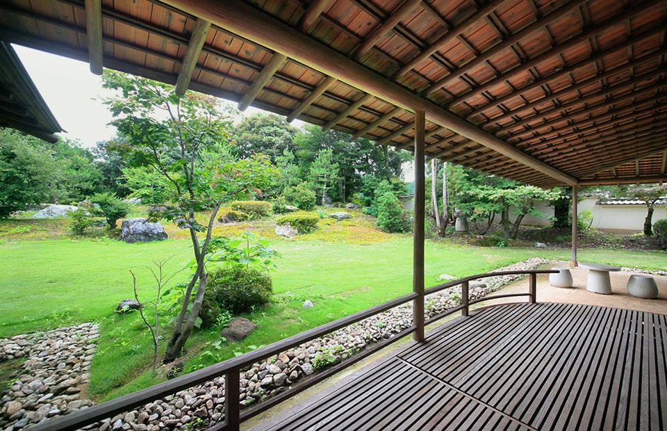 카가 햐쿠만로쿠 료칸 (Yamashiro Onsen Miyabi no Yado Kaga Hyakumangoku)